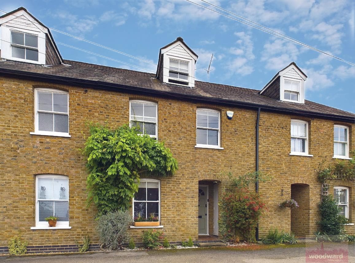 Victoria Terrace, Harrow on the Hill, Middlesex, HA1 3EW
