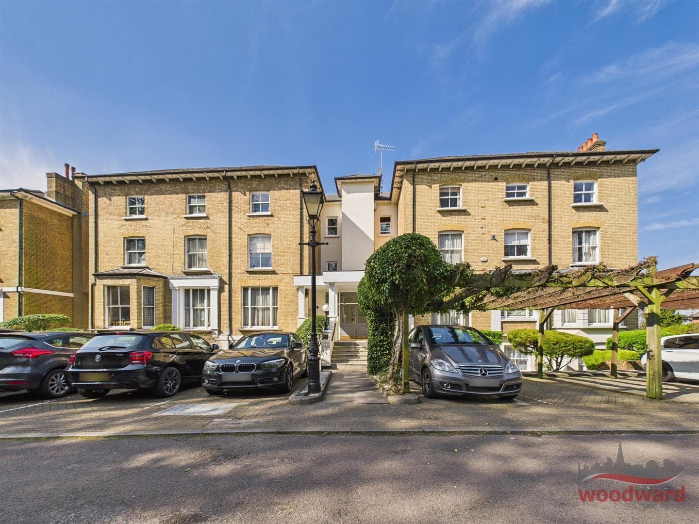 Roxeth Hill, Harrow on the Hill, Middlesex, HA2 0NE