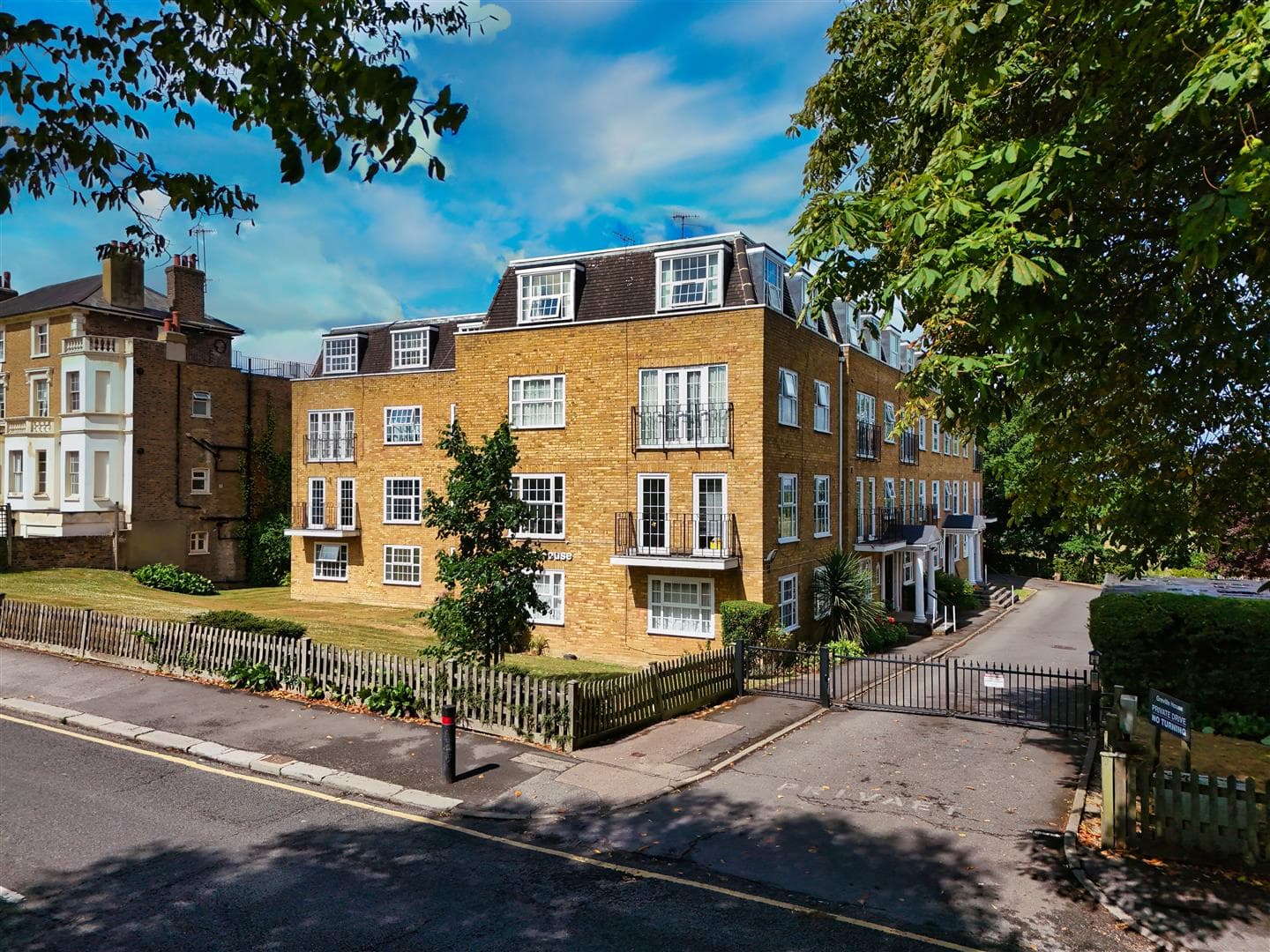 Lower Road, Harrow, HA2 0HB