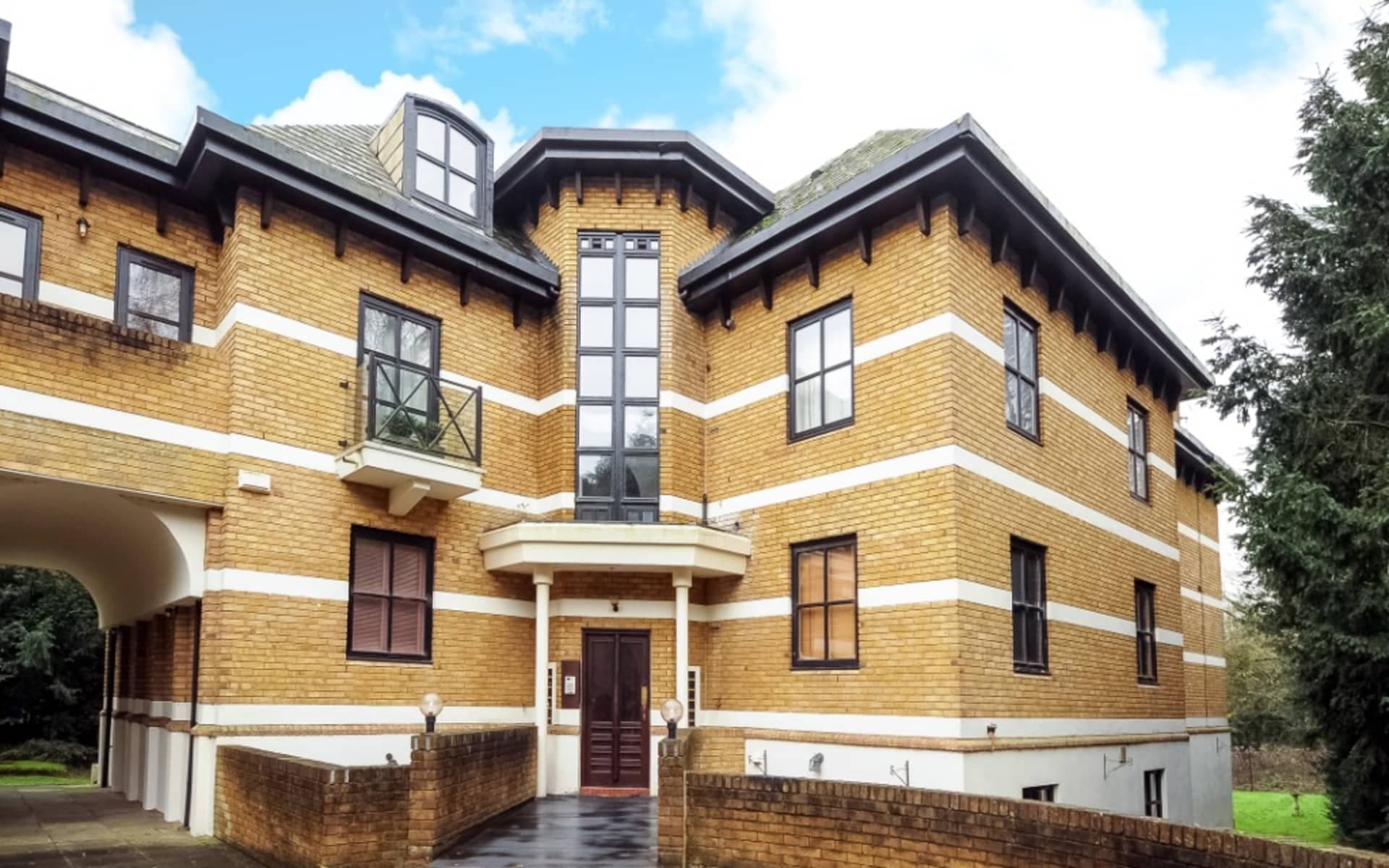 Highlawn Hall, Sudbury Hill, Harrow on the Hill, HA1 3NA